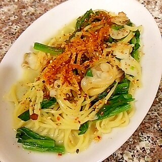 豚骨味！あさりとホウレン草の汁なし麺